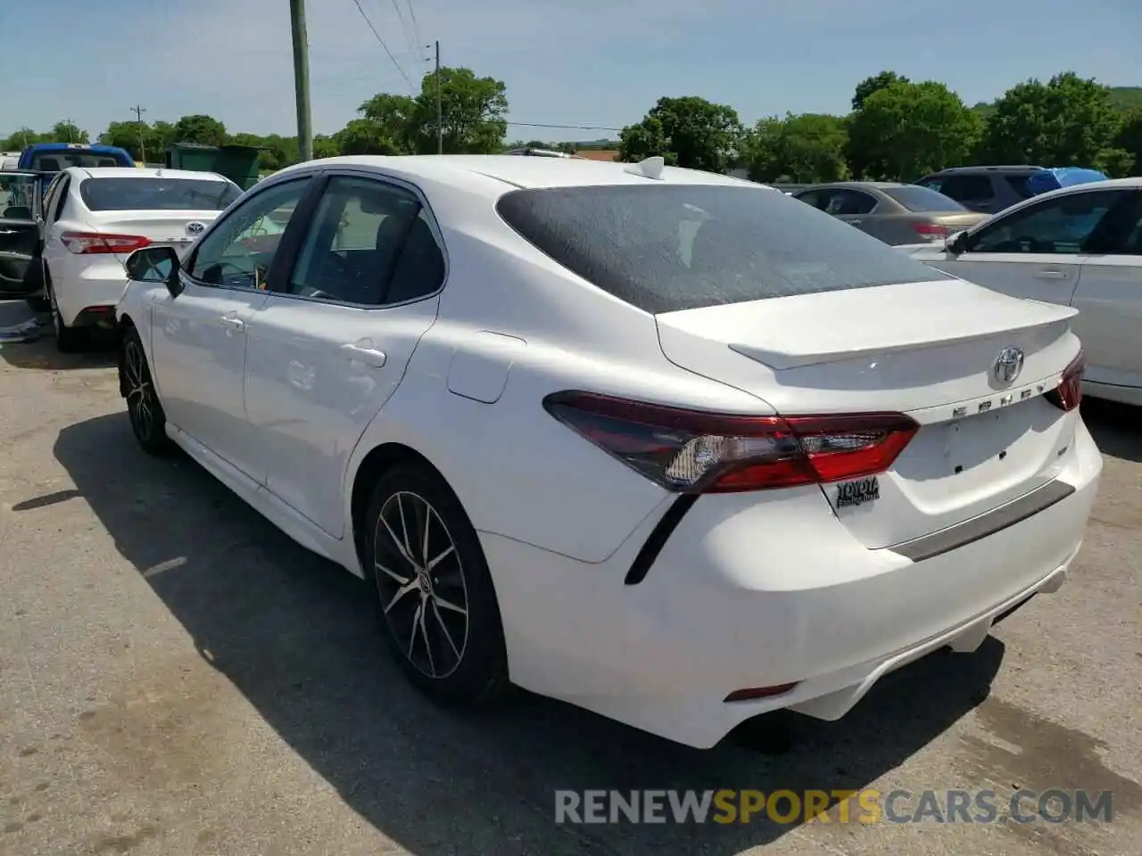 3 Photograph of a damaged car 4T1T11AKXMU534908 TOYOTA CAMRY 2021