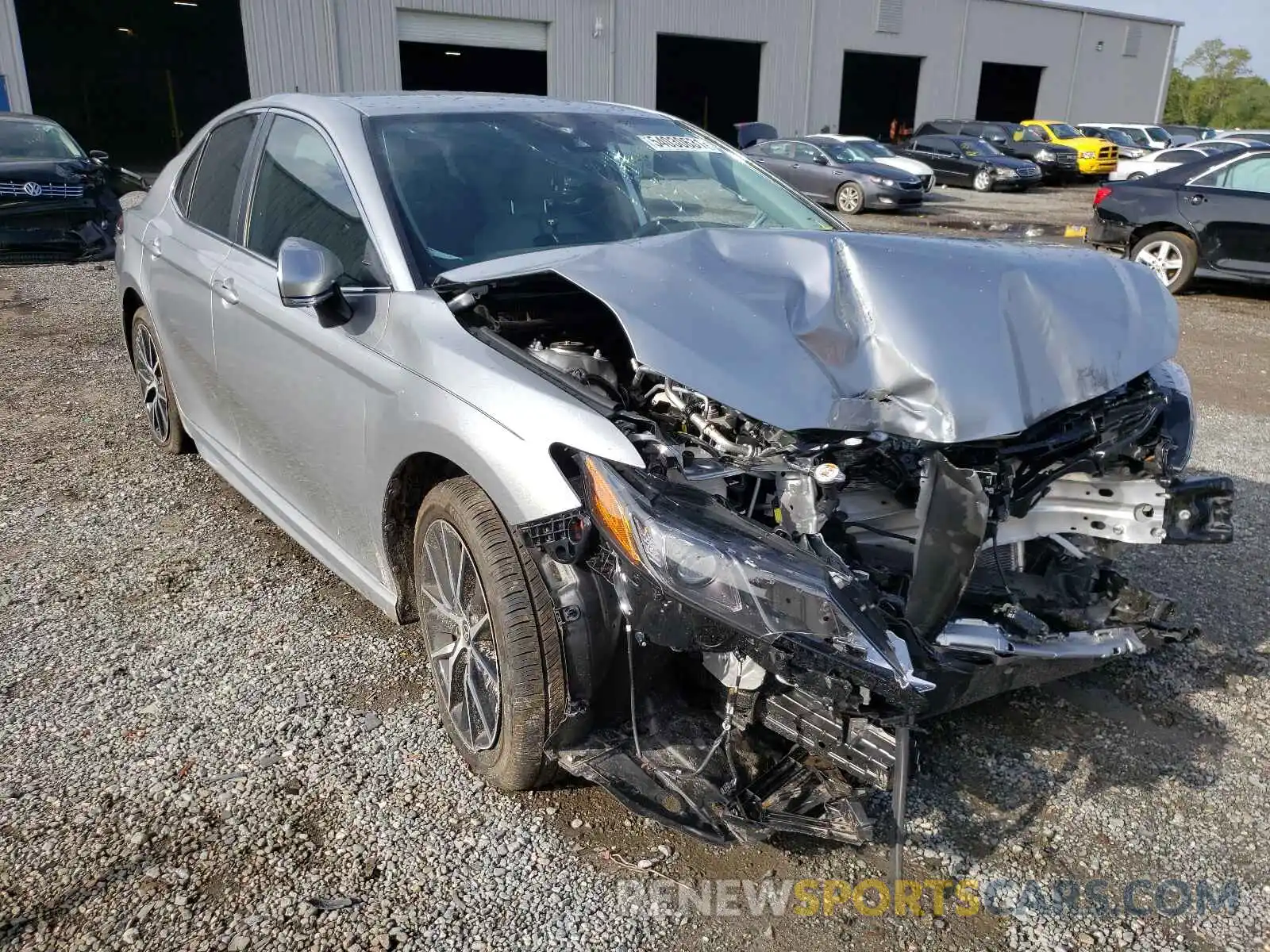 1 Photograph of a damaged car 4T1T11AKXMU549702 TOYOTA CAMRY 2021