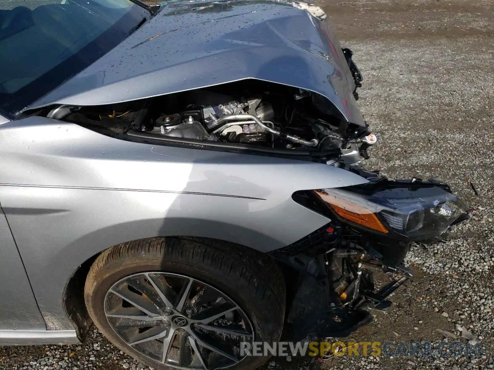 9 Photograph of a damaged car 4T1T11AKXMU549702 TOYOTA CAMRY 2021