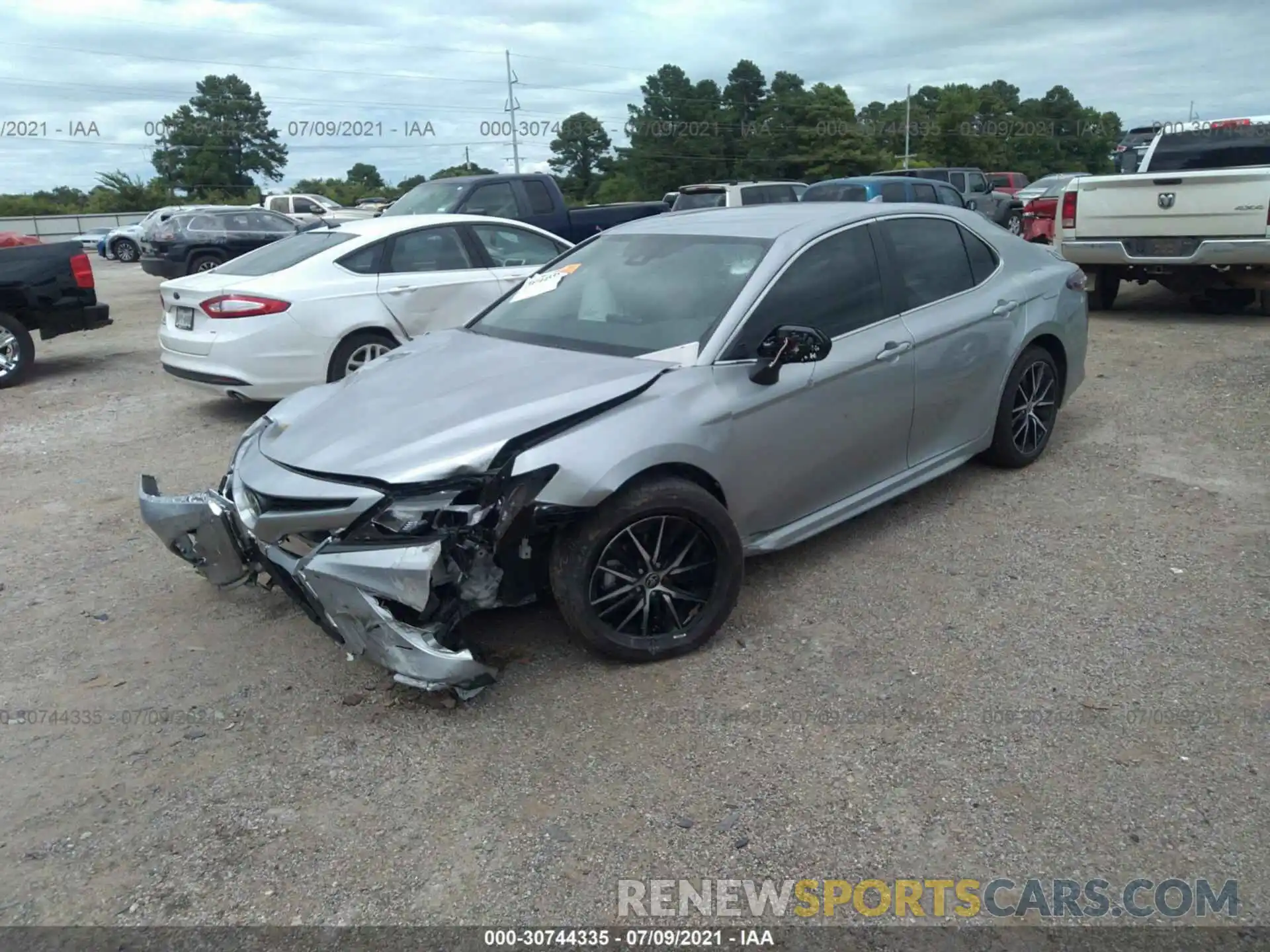 2 Photograph of a damaged car 4T1T11AKXMU569349 TOYOTA CAMRY 2021