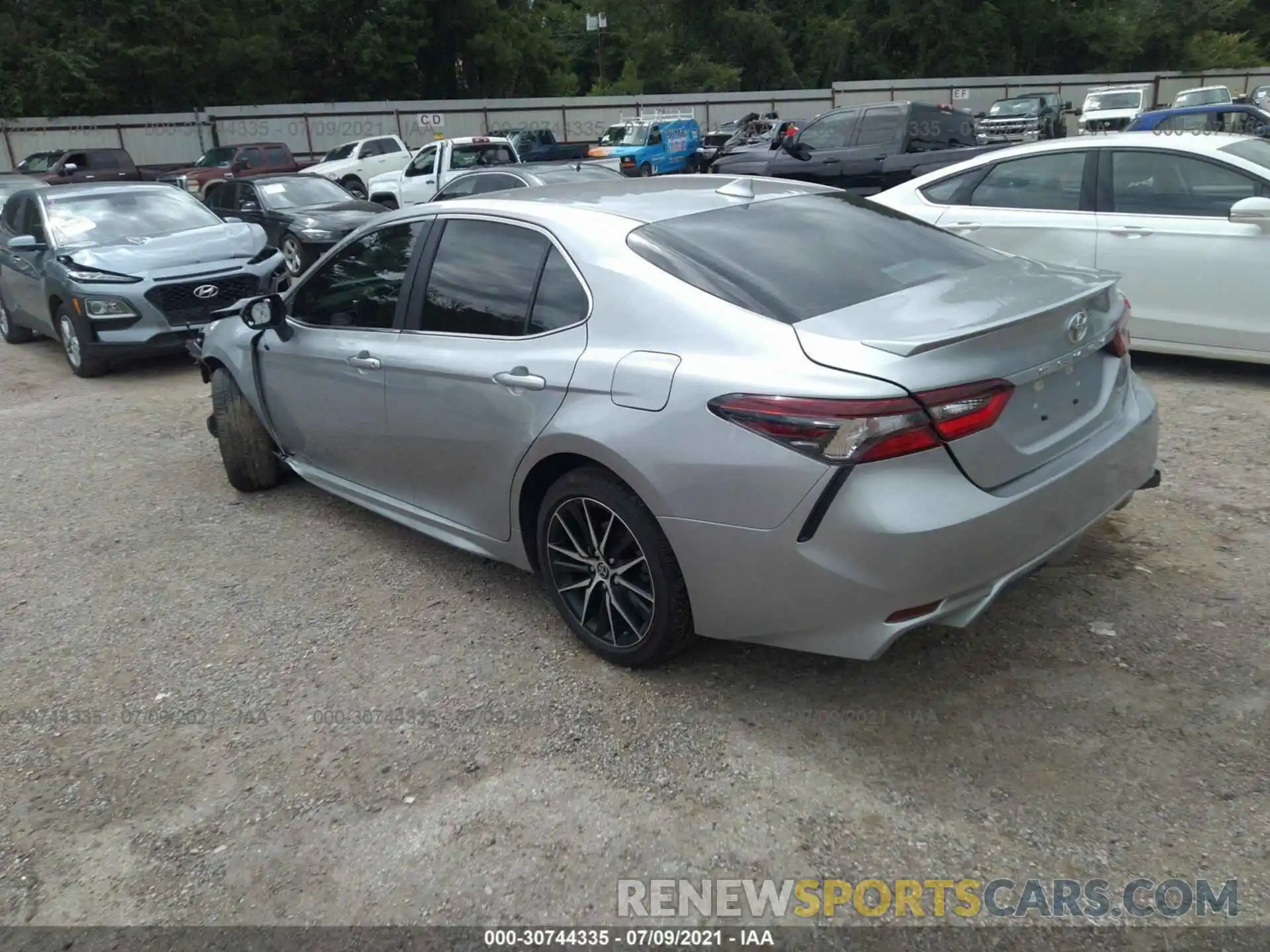 3 Photograph of a damaged car 4T1T11AKXMU569349 TOYOTA CAMRY 2021