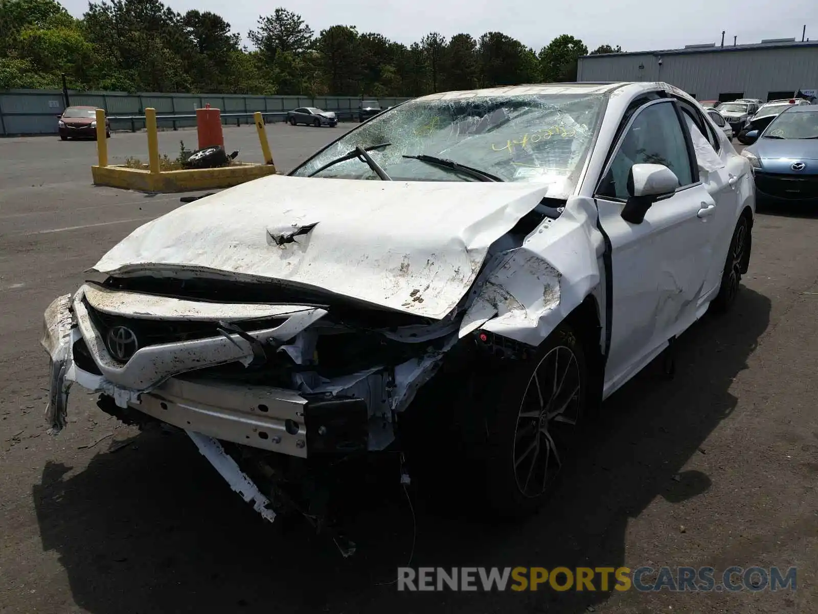 2 Photograph of a damaged car 4T1T11BK0MU026977 TOYOTA CAMRY 2021