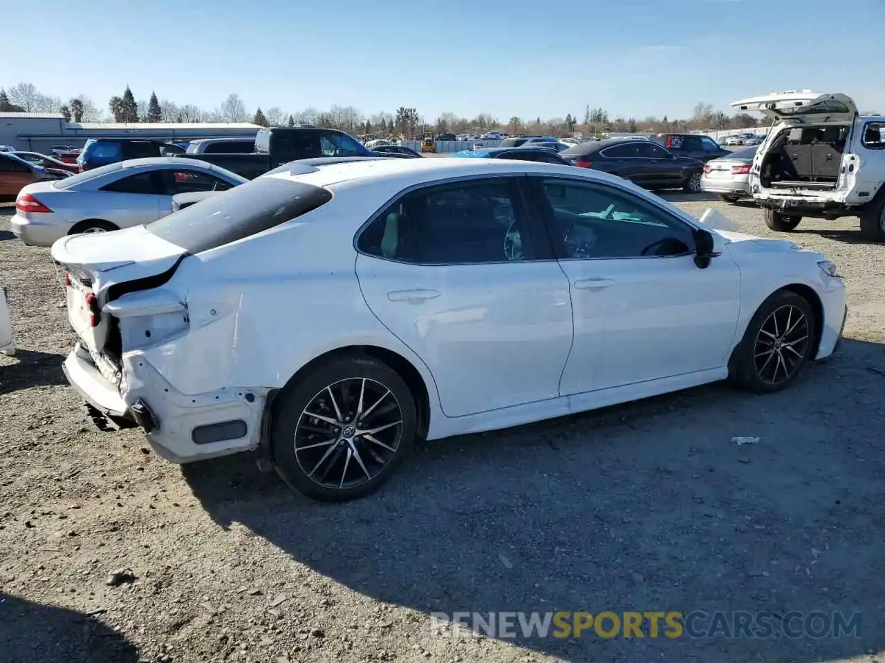 3 Photograph of a damaged car 4T1T11BK1MU040399 TOYOTA CAMRY 2021