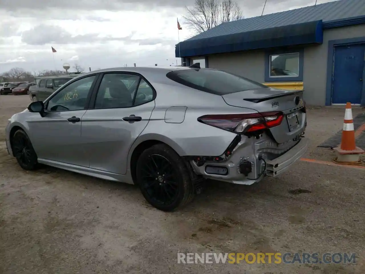 3 Photograph of a damaged car 4T1T11BK2MU036488 TOYOTA CAMRY 2021