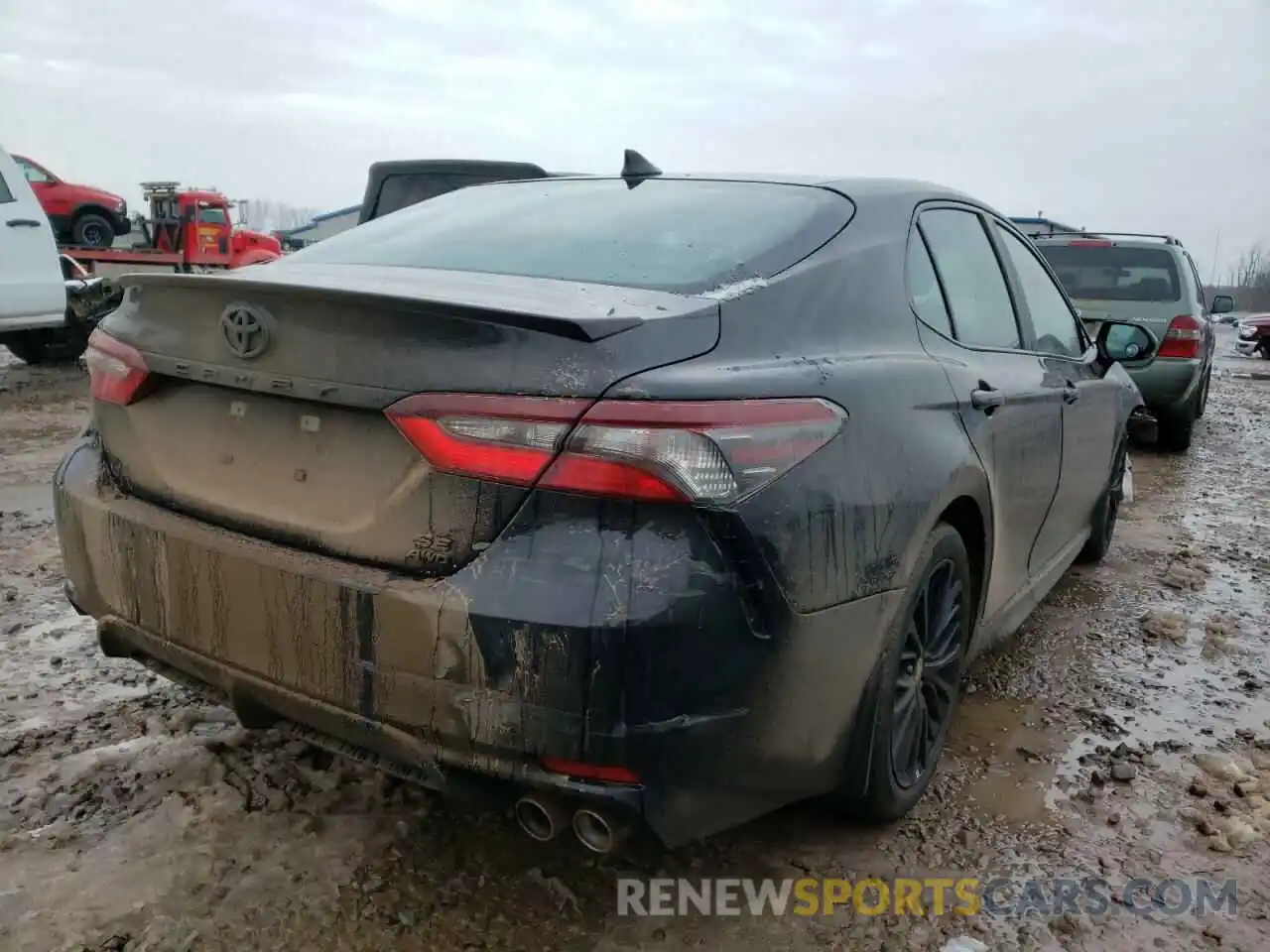 4 Photograph of a damaged car 4T1T11BK4MU031731 TOYOTA CAMRY 2021