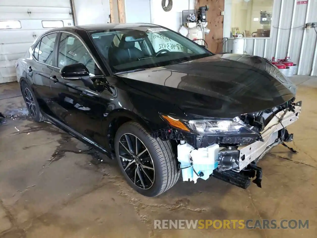 1 Photograph of a damaged car 4T1T11BK6MU028832 TOYOTA CAMRY 2021