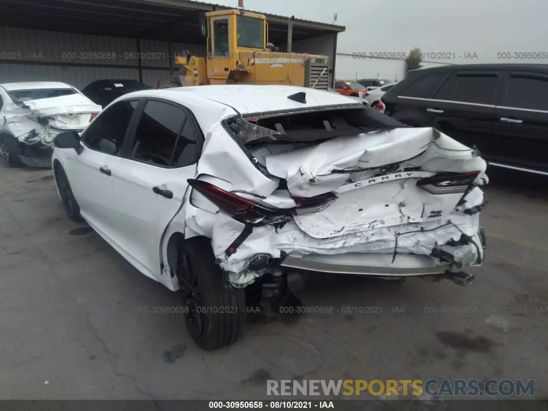 6 Photograph of a damaged car 4T1T11BK6MU035697 TOYOTA CAMRY 2021