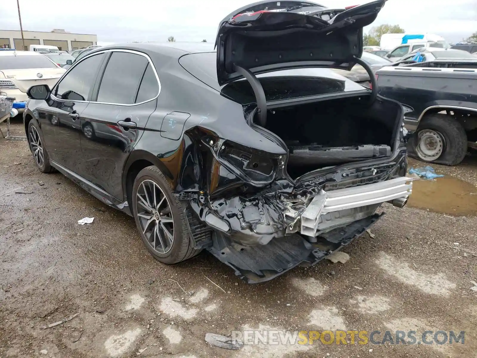 3 Photograph of a damaged car 4T1T11BK8MU021395 TOYOTA CAMRY 2021