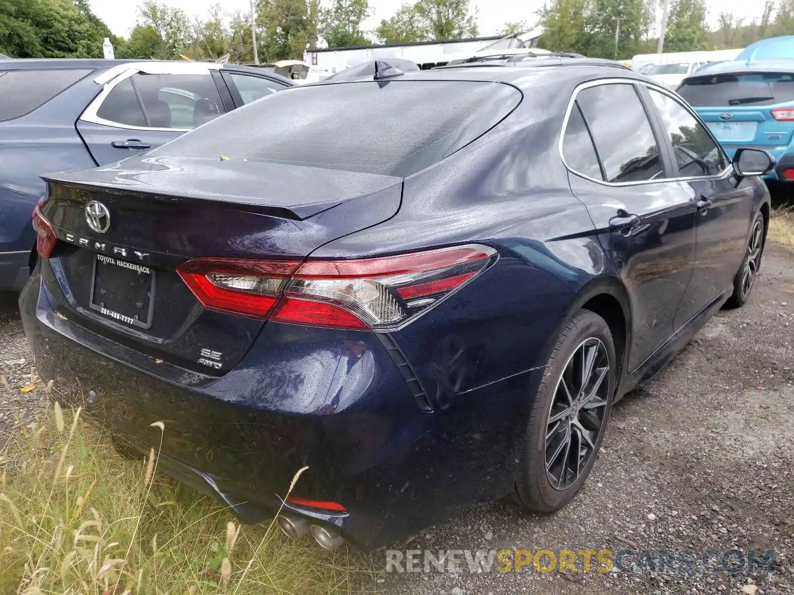 4 Photograph of a damaged car 4T1T11BK9MU019980 TOYOTA CAMRY 2021