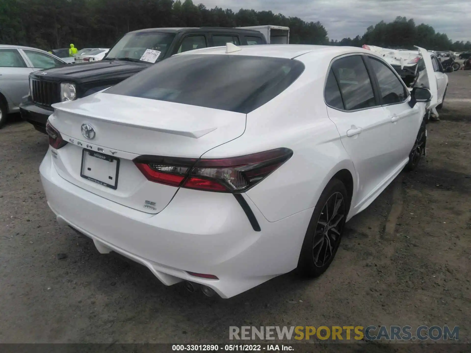 4 Photograph of a damaged car 4T1T11BKXMU026999 TOYOTA CAMRY 2021