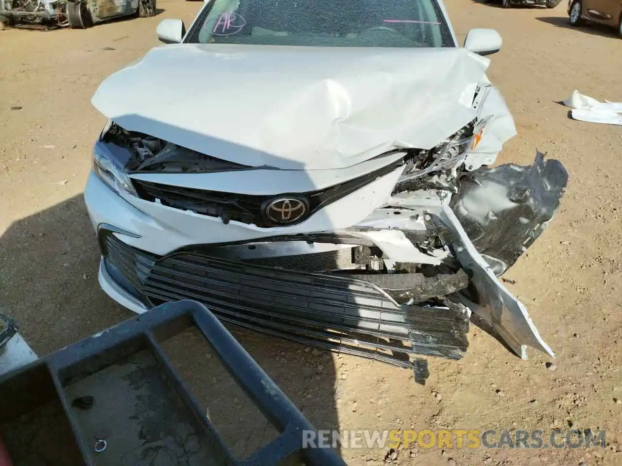 9 Photograph of a damaged car 4T1C11AK0NU016016 TOYOTA CAMRY 2022