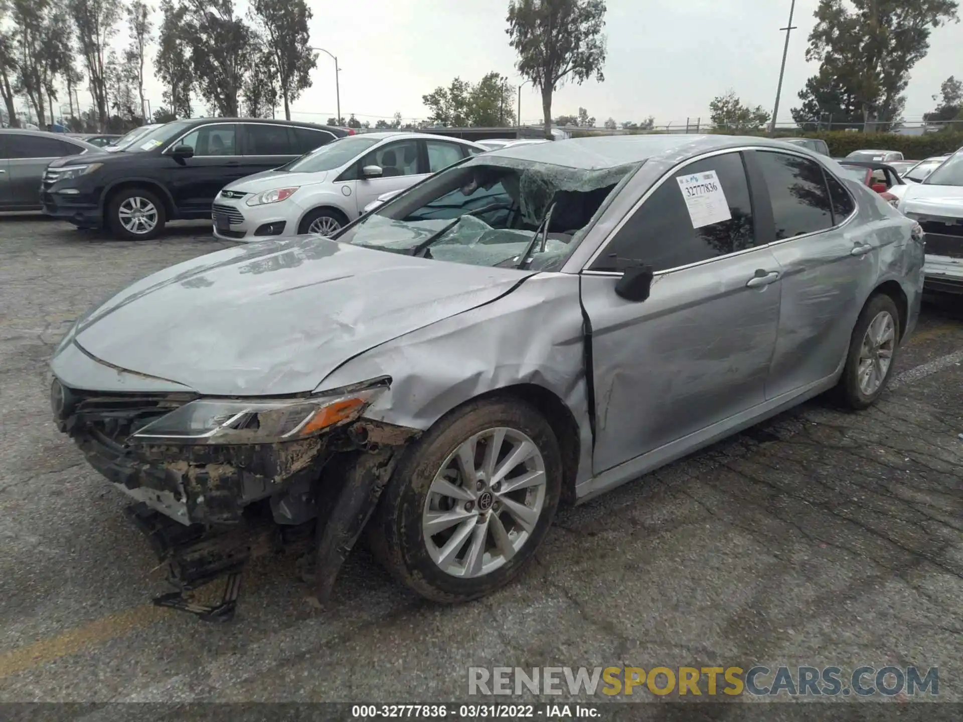 2 Photograph of a damaged car 4T1C11AK0NU020678 TOYOTA CAMRY 2022