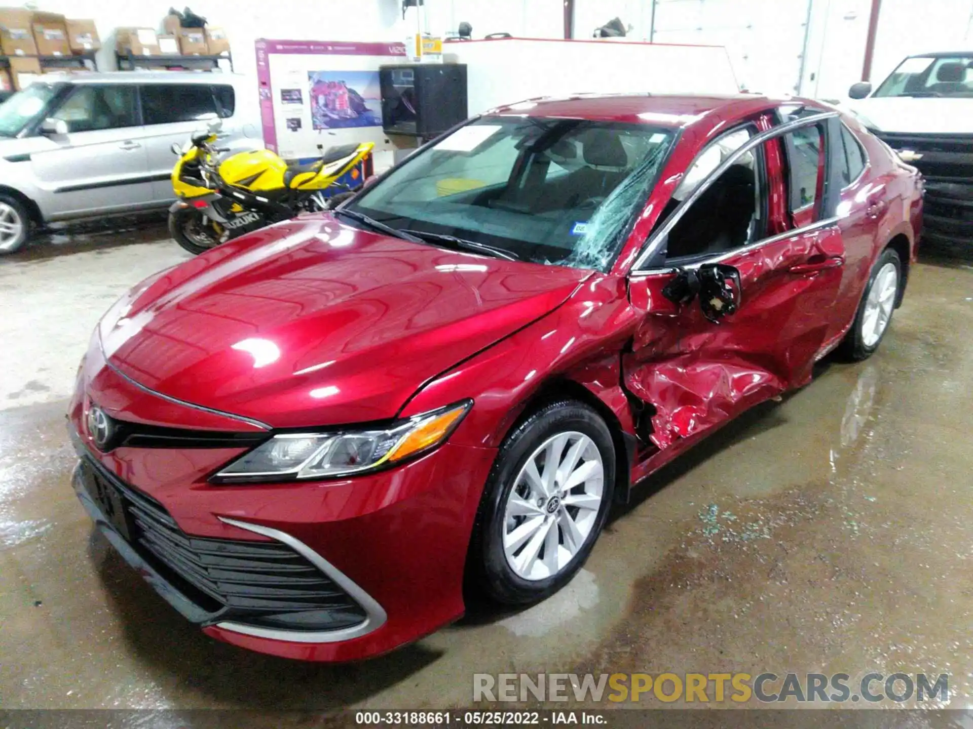 2 Photograph of a damaged car 4T1C11AK0NU622450 TOYOTA CAMRY 2022