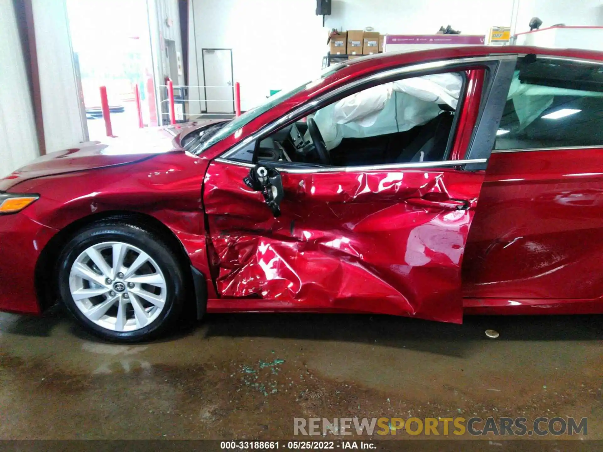 6 Photograph of a damaged car 4T1C11AK0NU622450 TOYOTA CAMRY 2022