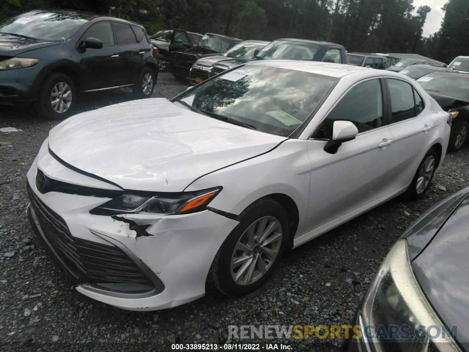 2 Photograph of a damaged car 4T1C11AK0NU637756 TOYOTA CAMRY 2022