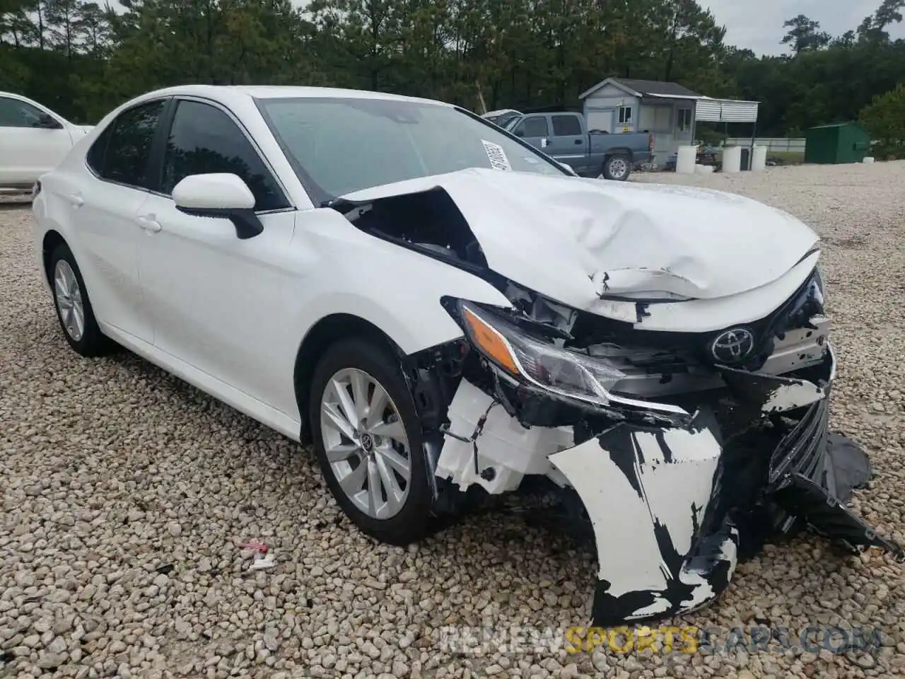 1 Photograph of a damaged car 4T1C11AK0NU649745 TOYOTA CAMRY 2022