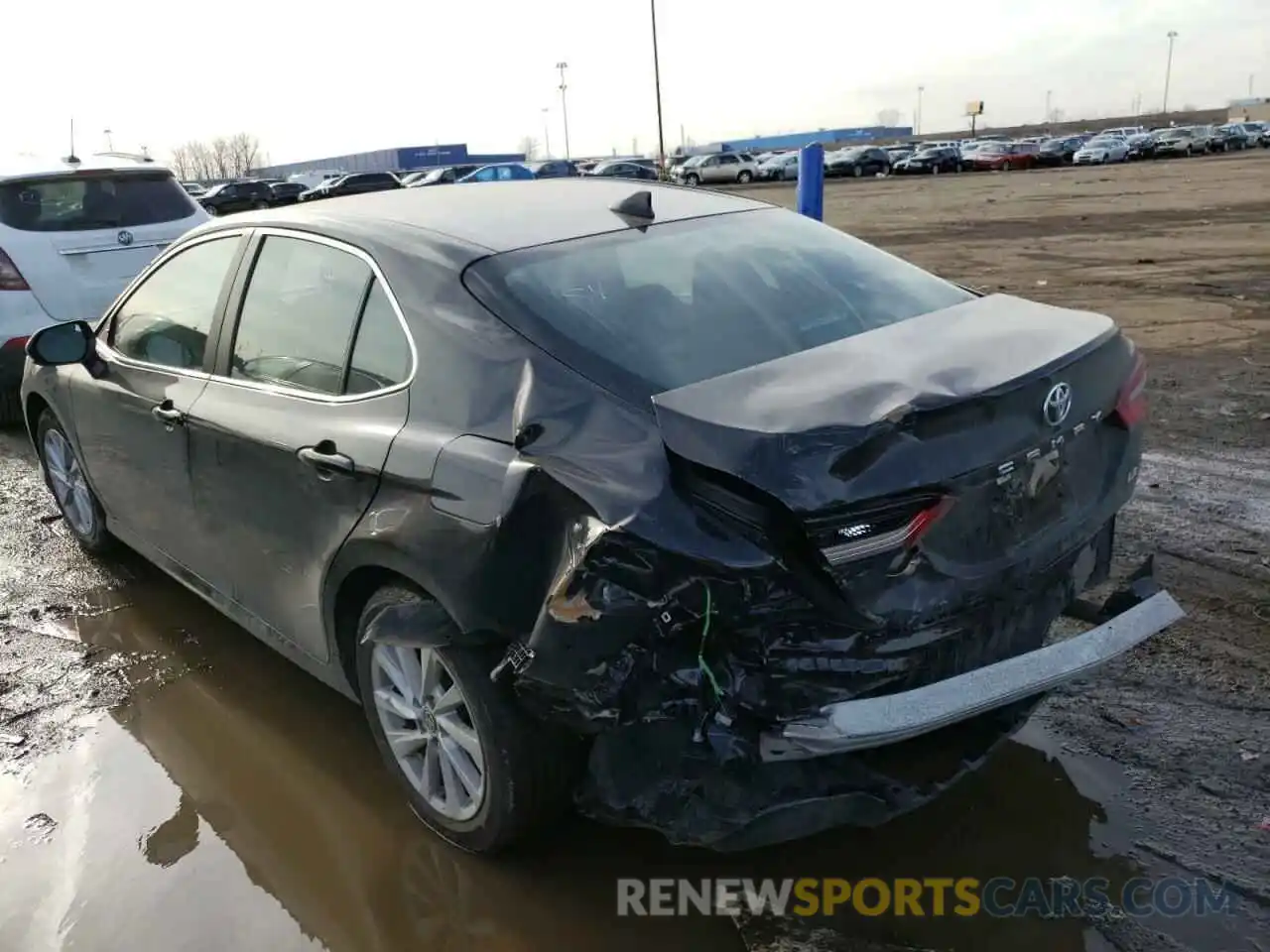 3 Photograph of a damaged car 4T1C11AK0NU664374 TOYOTA CAMRY 2022