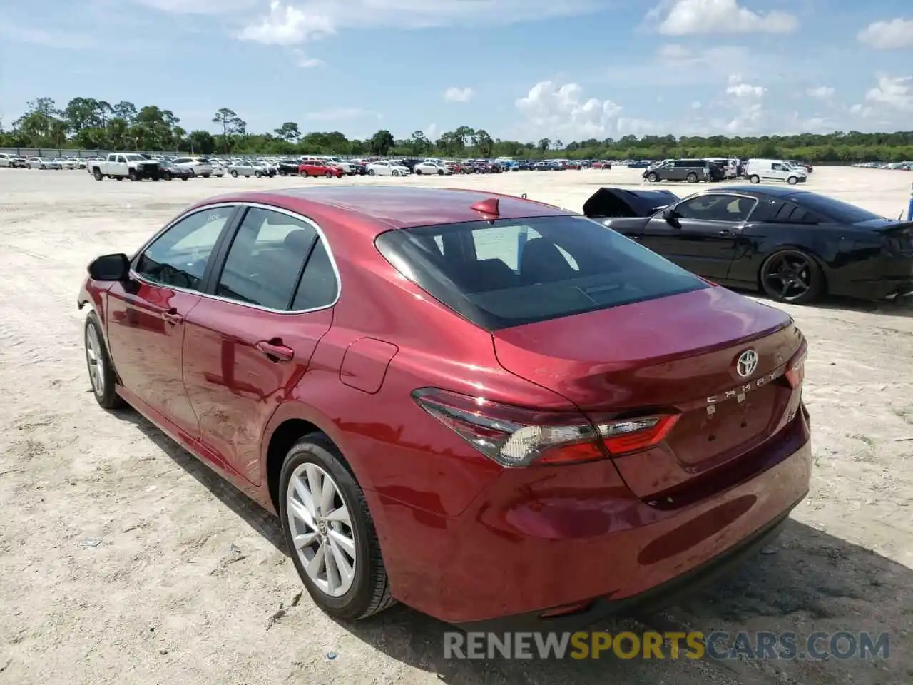 3 Photograph of a damaged car 4T1C11AK0NU688139 TOYOTA CAMRY 2022