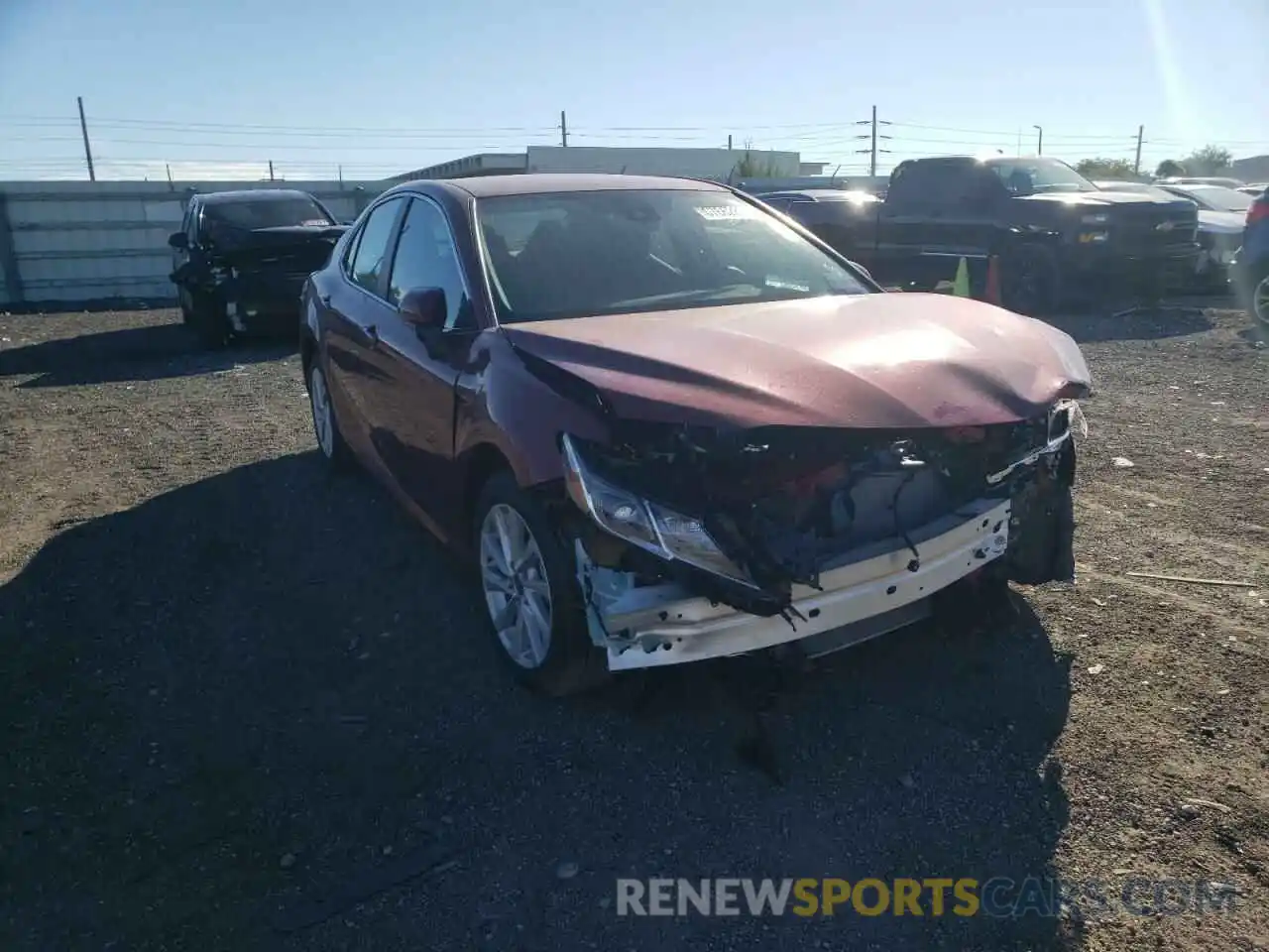 1 Photograph of a damaged car 4T1C11AK1NU010404 TOYOTA CAMRY 2022