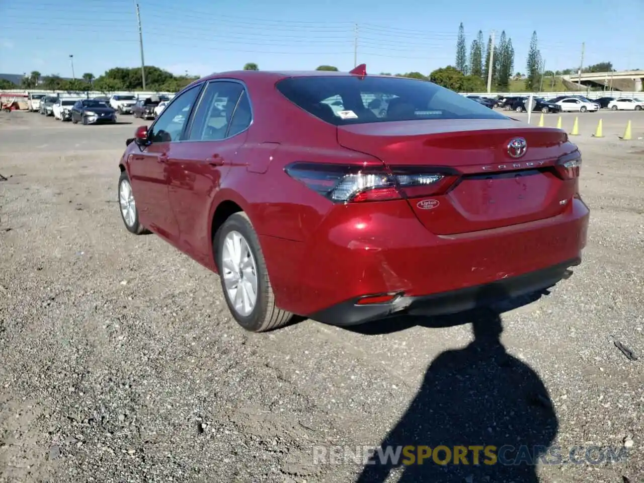 3 Photograph of a damaged car 4T1C11AK1NU010404 TOYOTA CAMRY 2022