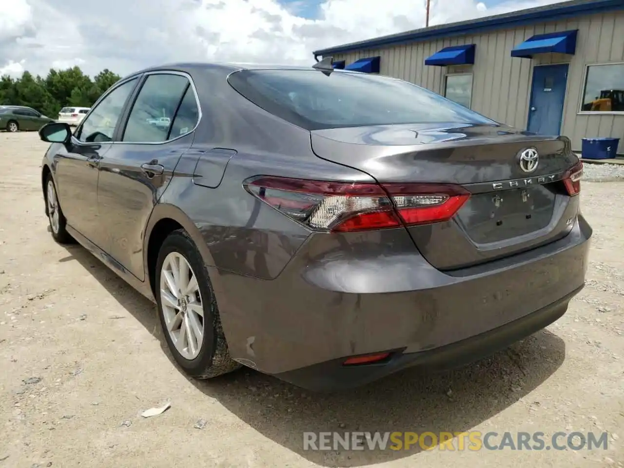 3 Photograph of a damaged car 4T1C11AK1NU012170 TOYOTA CAMRY 2022