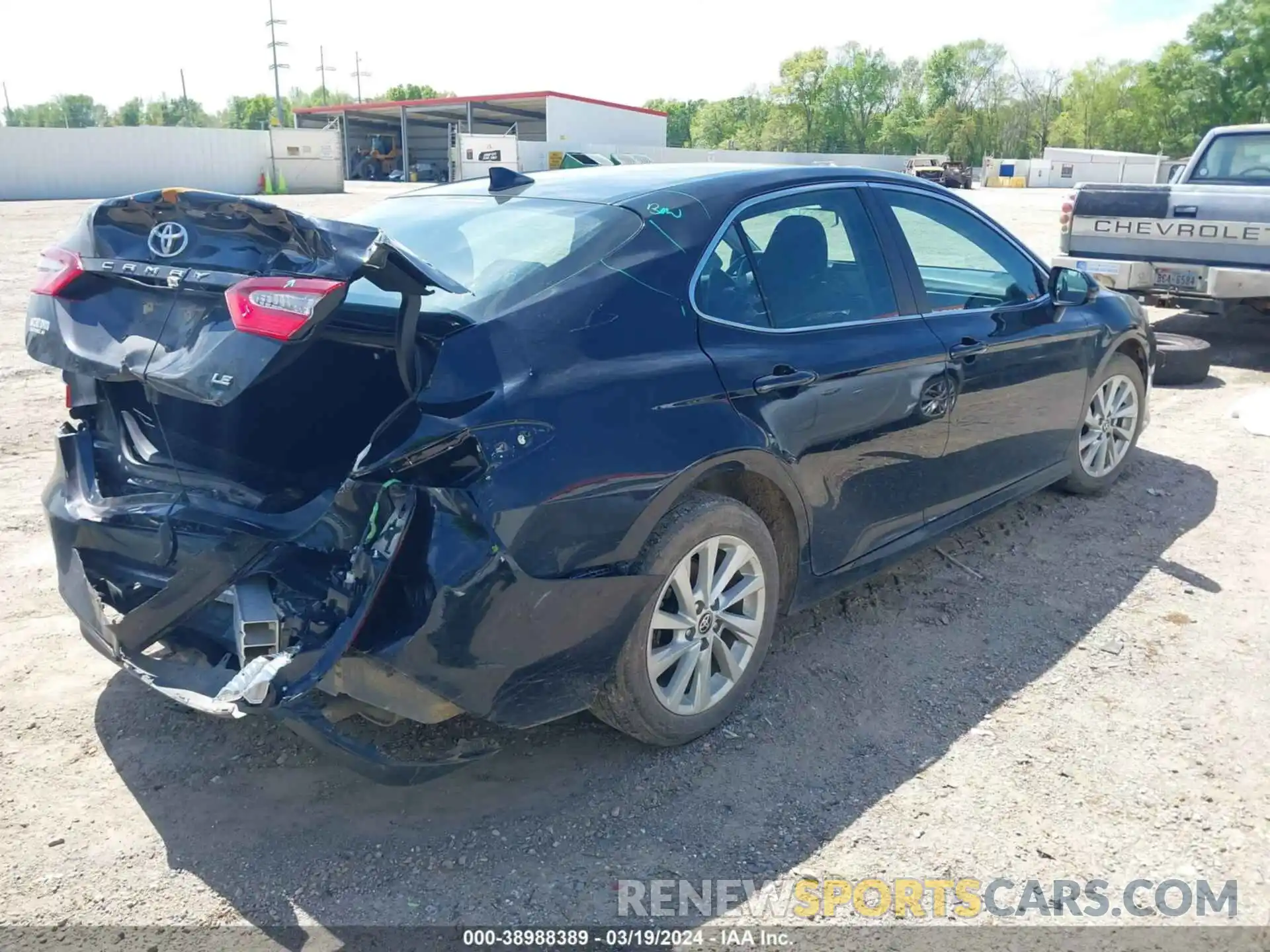 4 Photograph of a damaged car 4T1C11AK1NU013562 TOYOTA CAMRY 2022