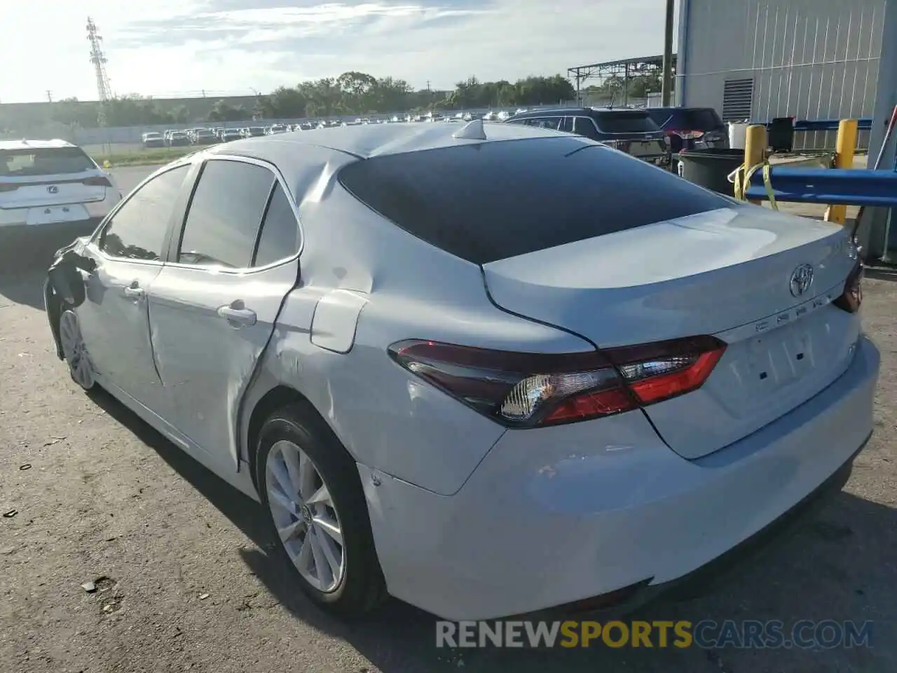 3 Photograph of a damaged car 4T1C11AK1NU040034 TOYOTA CAMRY 2022