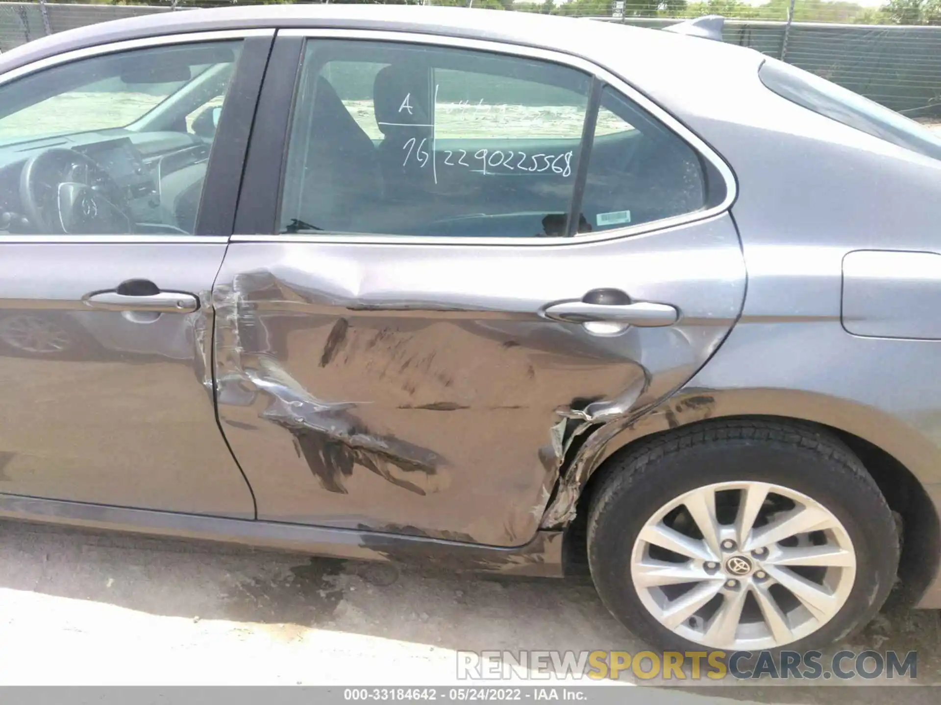 6 Photograph of a damaged car 4T1C11AK1NU499953 TOYOTA CAMRY 2022