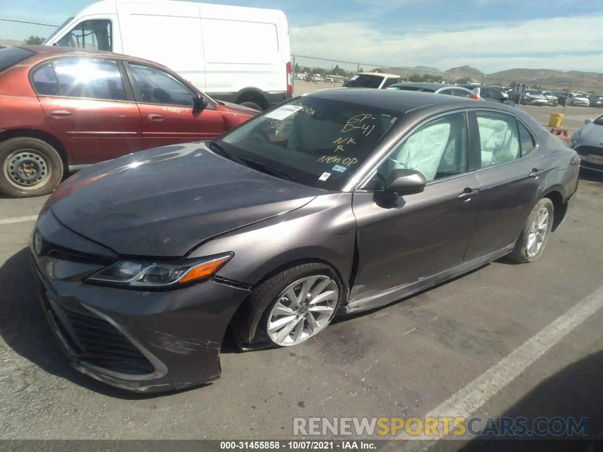 2 Photograph of a damaged car 4T1C11AK1NU618441 TOYOTA CAMRY 2022