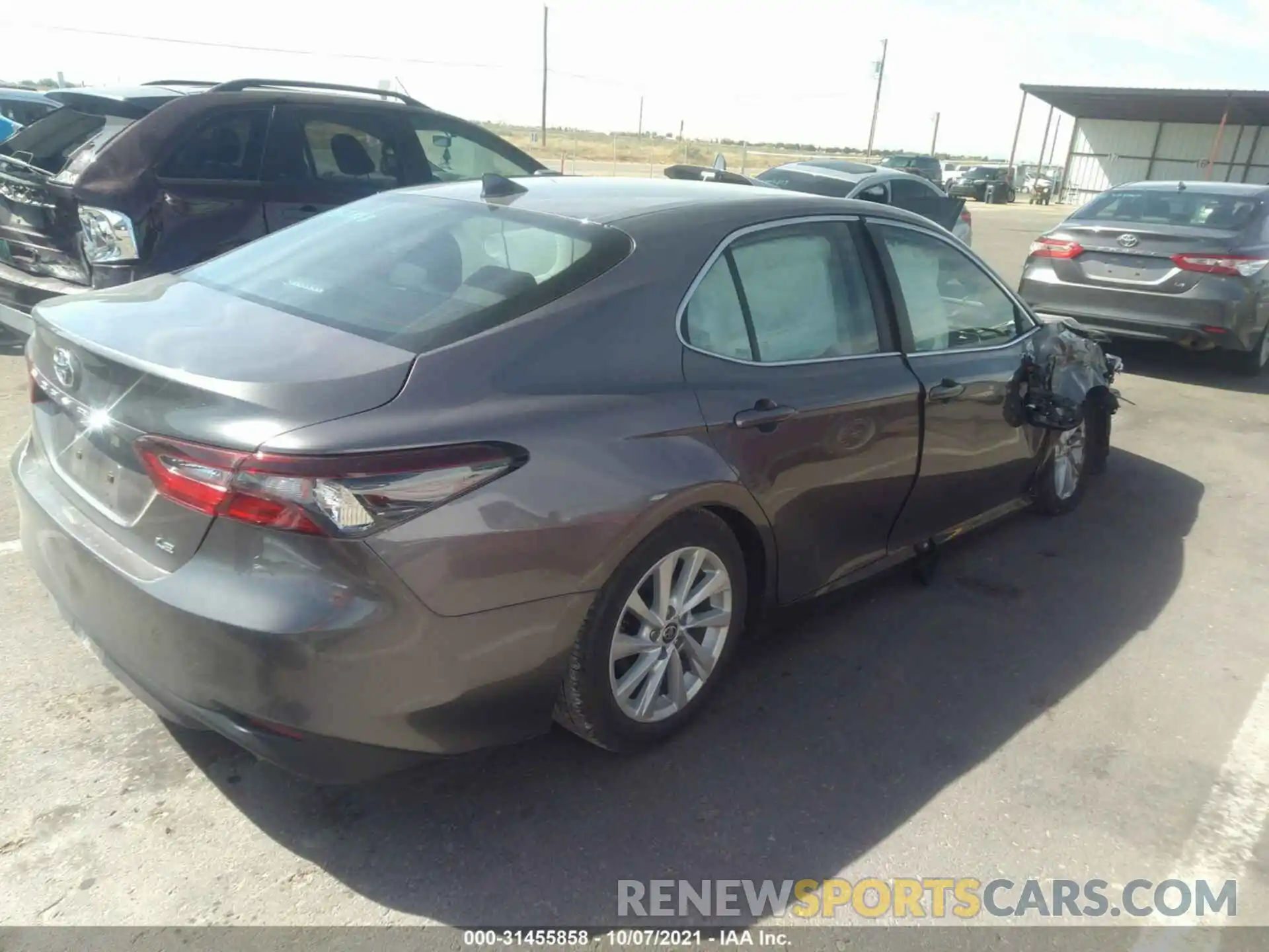 4 Photograph of a damaged car 4T1C11AK1NU618441 TOYOTA CAMRY 2022