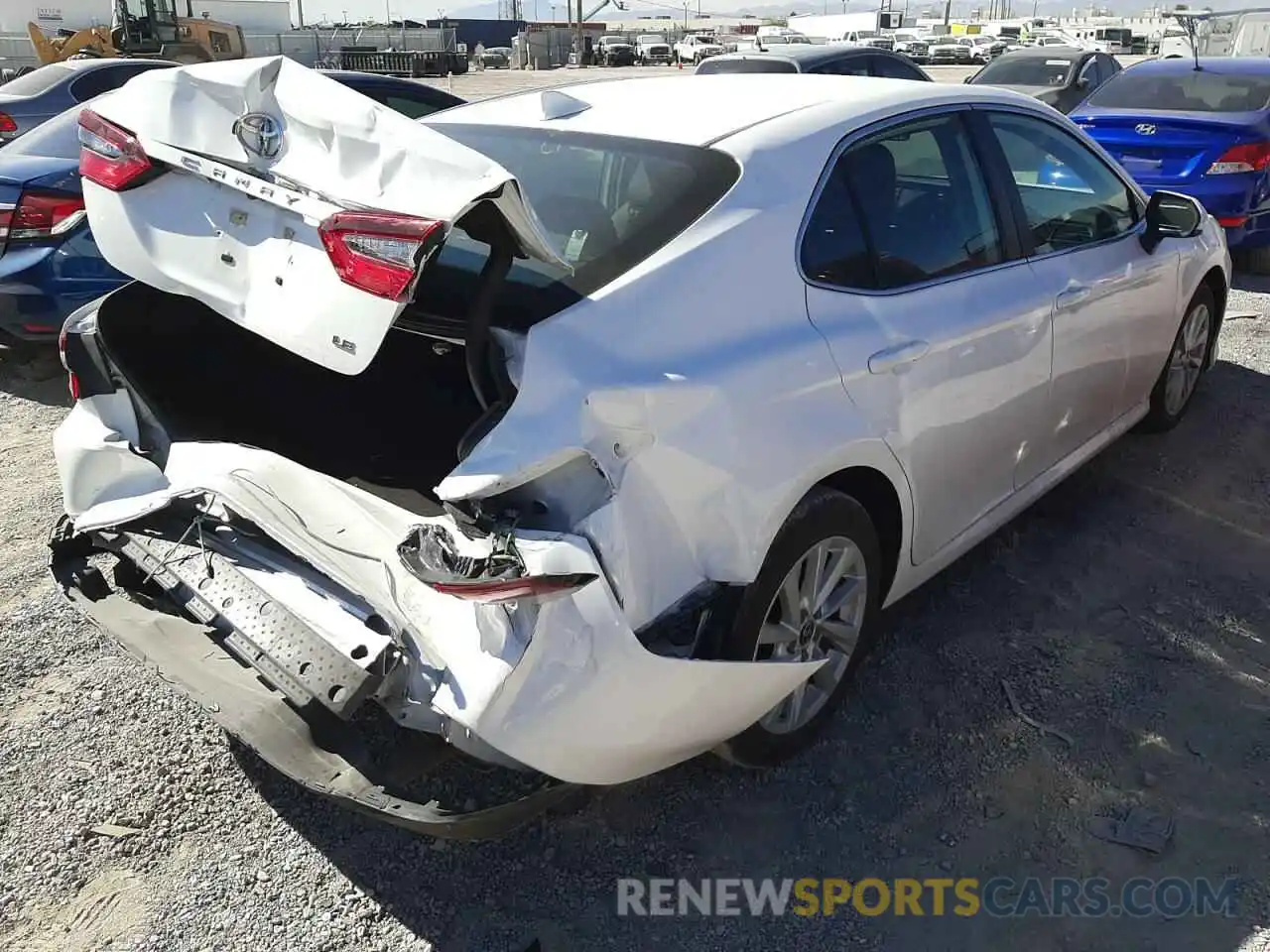 4 Photograph of a damaged car 4T1C11AK1NU623848 TOYOTA CAMRY 2022