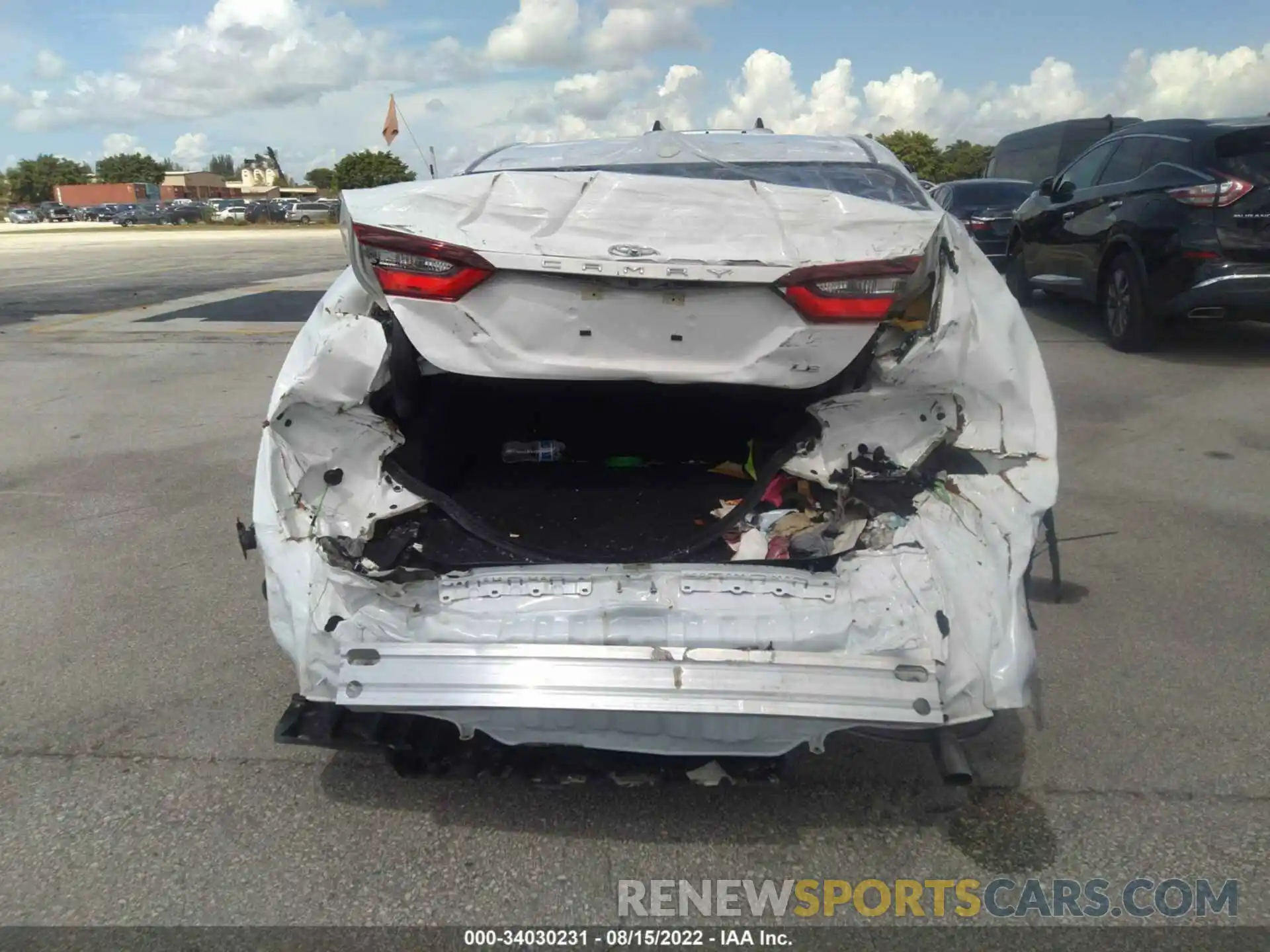 6 Photograph of a damaged car 4T1C11AK1NU632582 TOYOTA CAMRY 2022