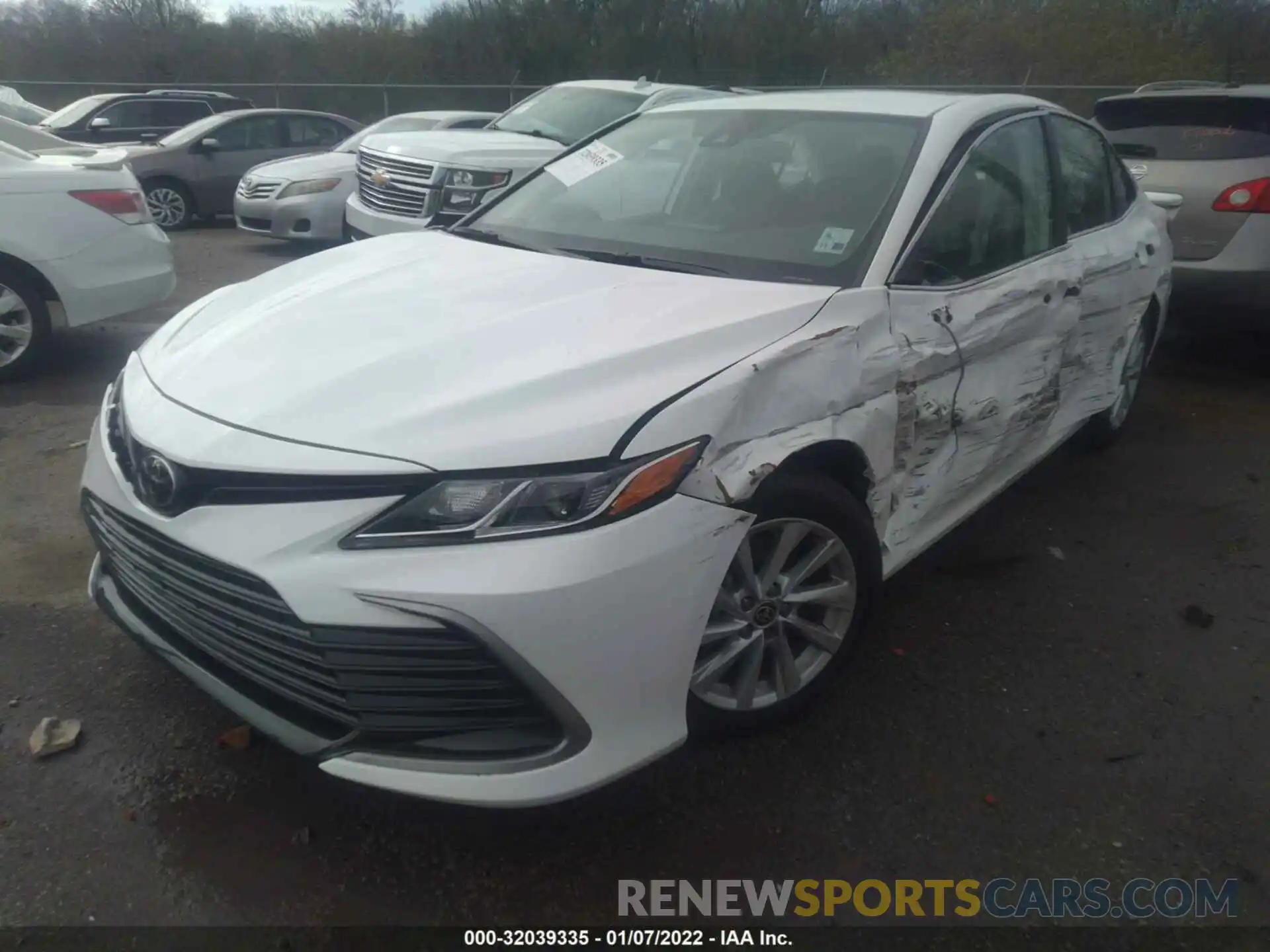 2 Photograph of a damaged car 4T1C11AK1NU635918 TOYOTA CAMRY 2022