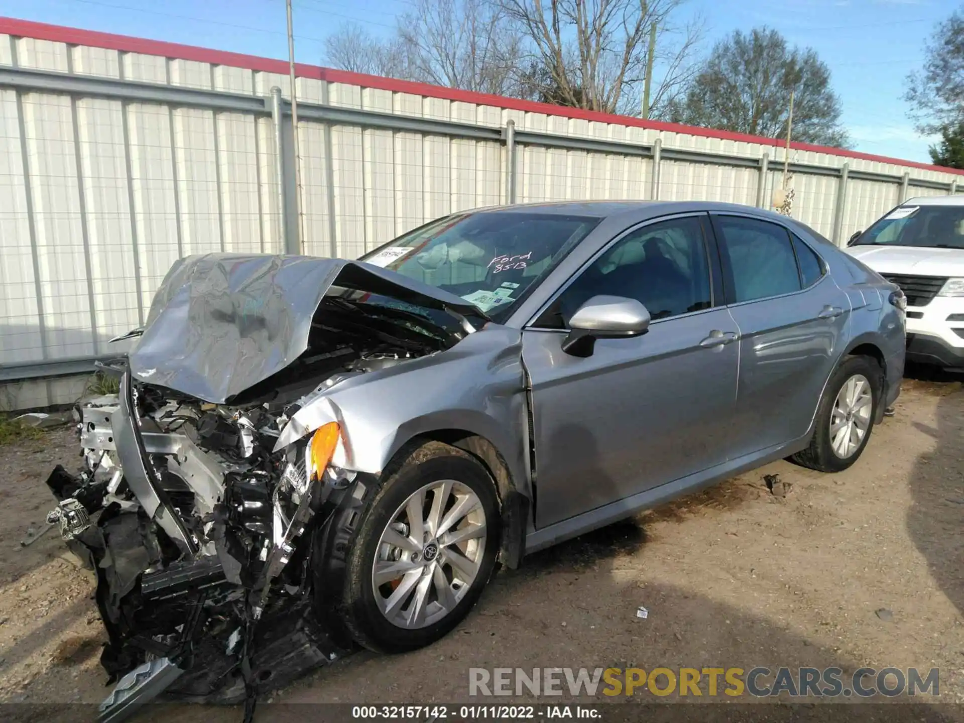 2 Photograph of a damaged car 4T1C11AK1NU638513 TOYOTA CAMRY 2022