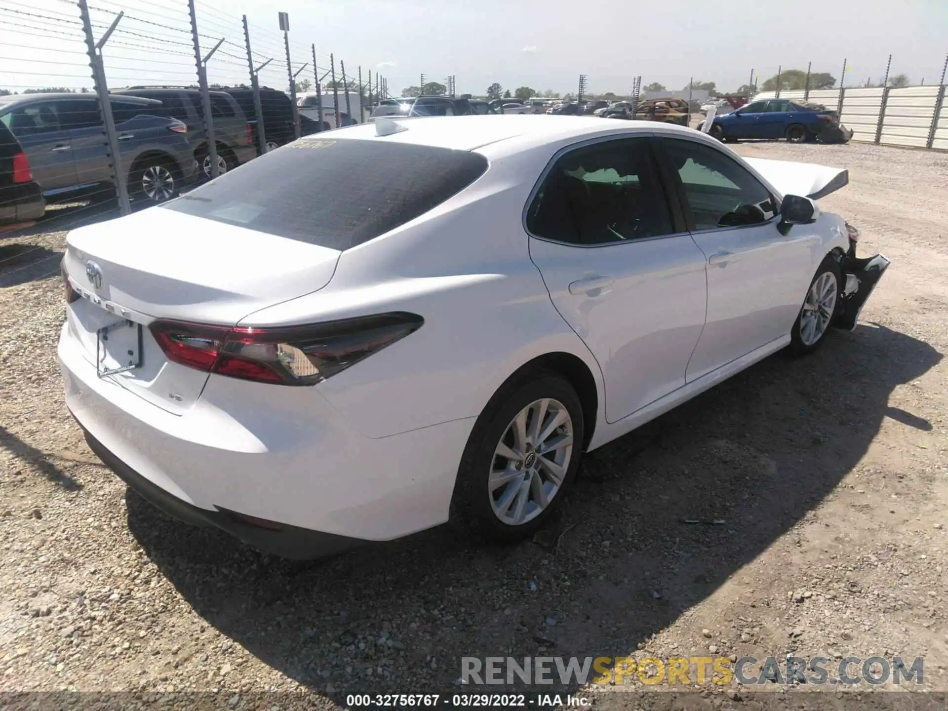 4 Photograph of a damaged car 4T1C11AK1NU661418 TOYOTA CAMRY 2022