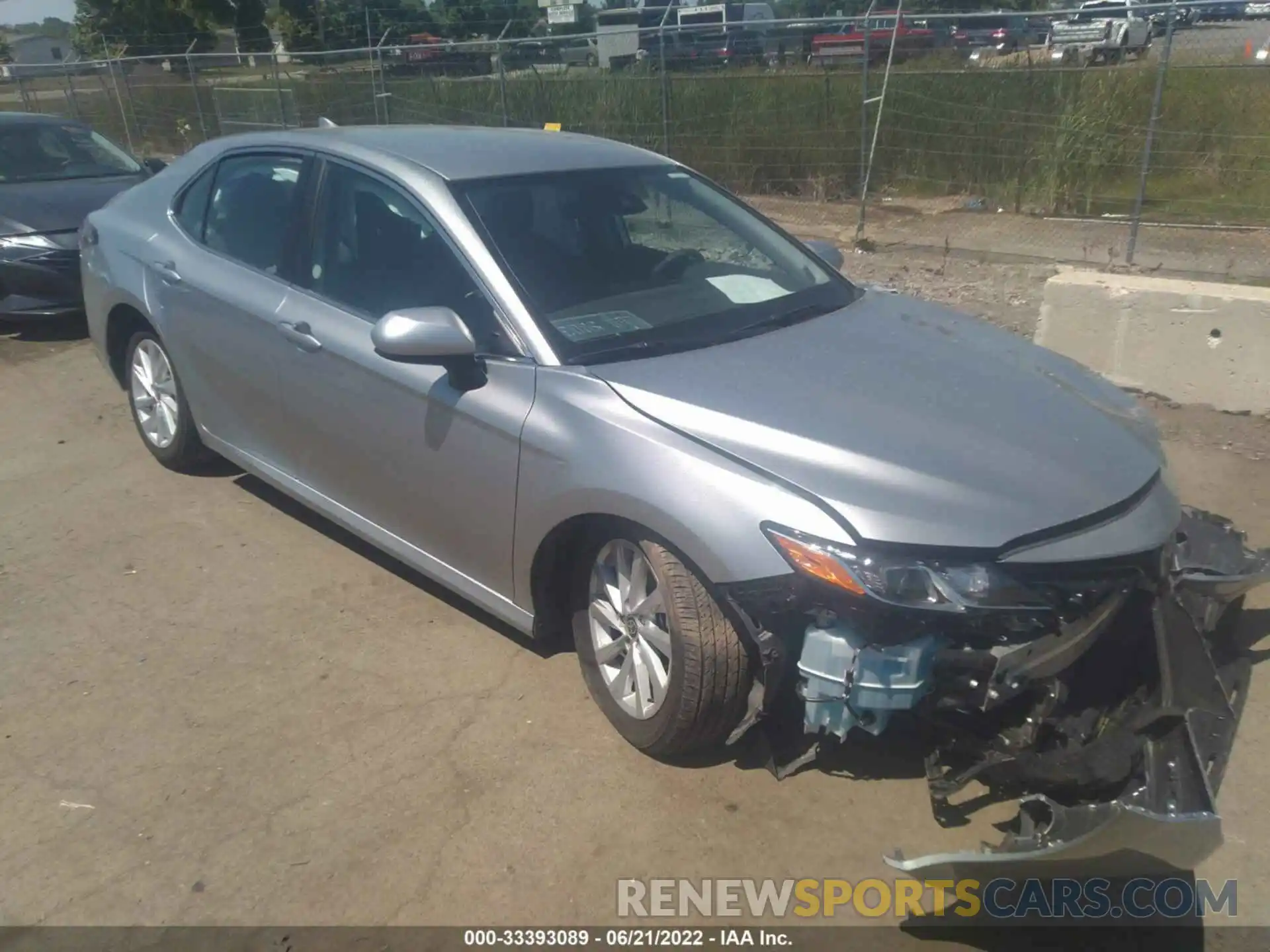 1 Photograph of a damaged car 4T1C11AK1NU680437 TOYOTA CAMRY 2022