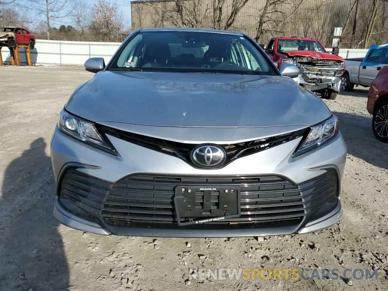 5 Photograph of a damaged car 4T1C11AK1NU683628 TOYOTA CAMRY 2022