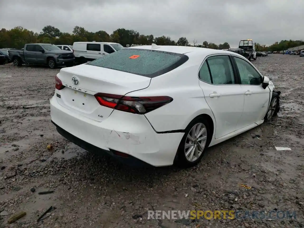 4 Photograph of a damaged car 4T1C11AK1NU689803 TOYOTA CAMRY 2022