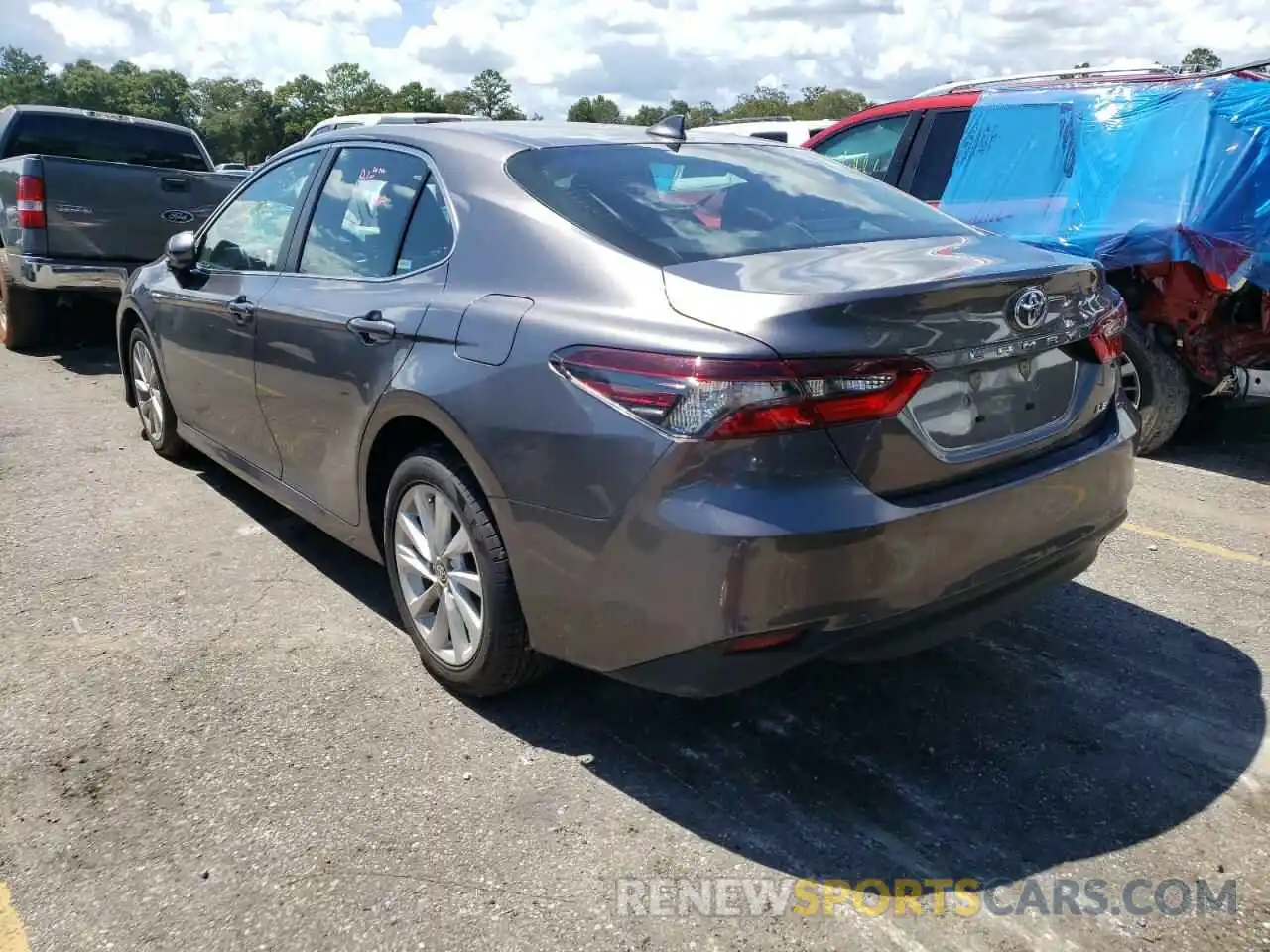 3 Photograph of a damaged car 4T1C11AK2NU001033 TOYOTA CAMRY 2022