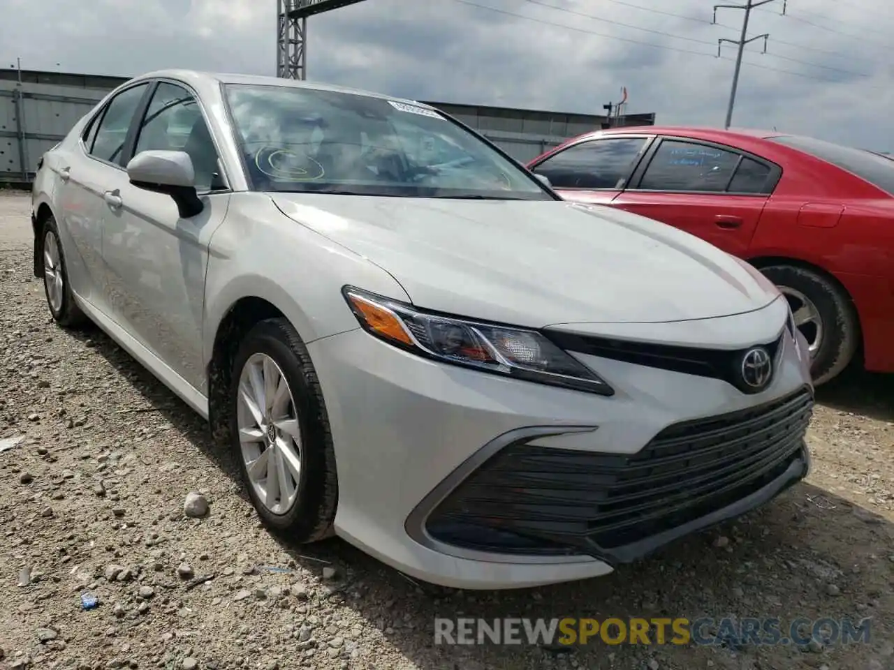 1 Photograph of a damaged car 4T1C11AK2NU004028 TOYOTA CAMRY 2022