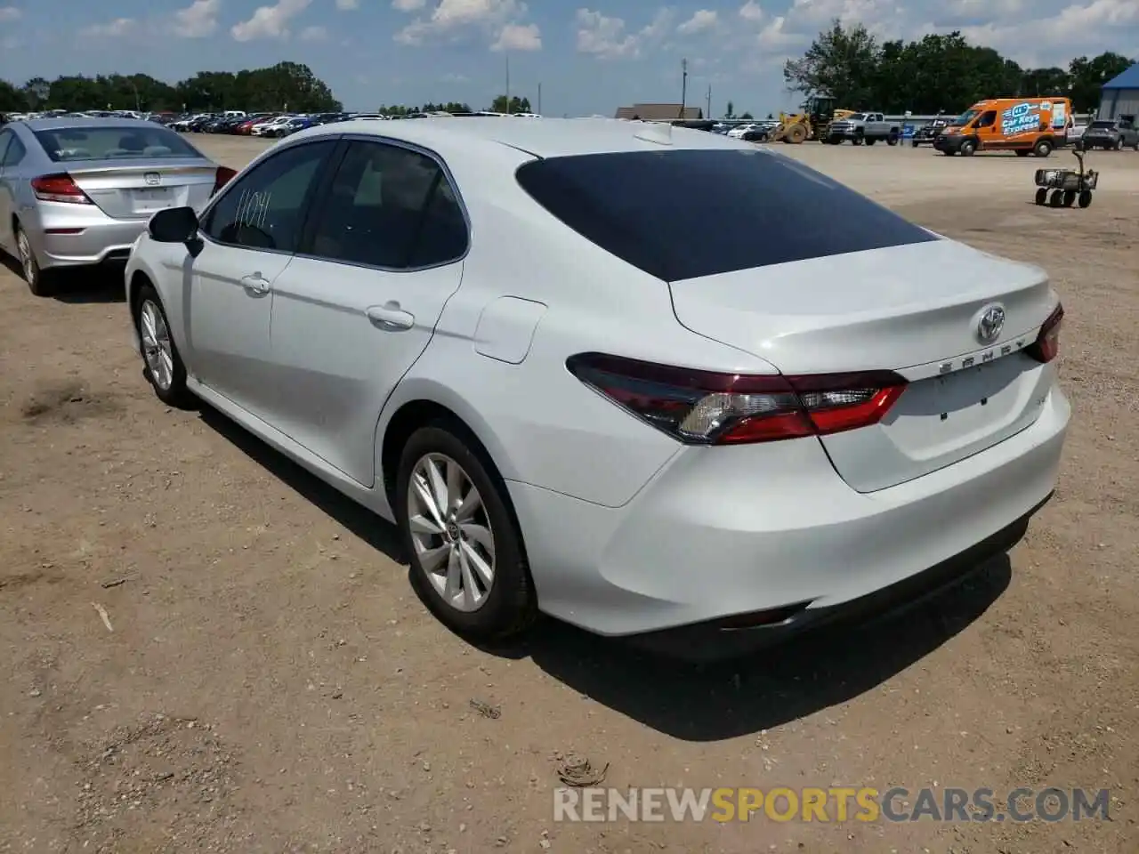 3 Photograph of a damaged car 4T1C11AK2NU007365 TOYOTA CAMRY 2022