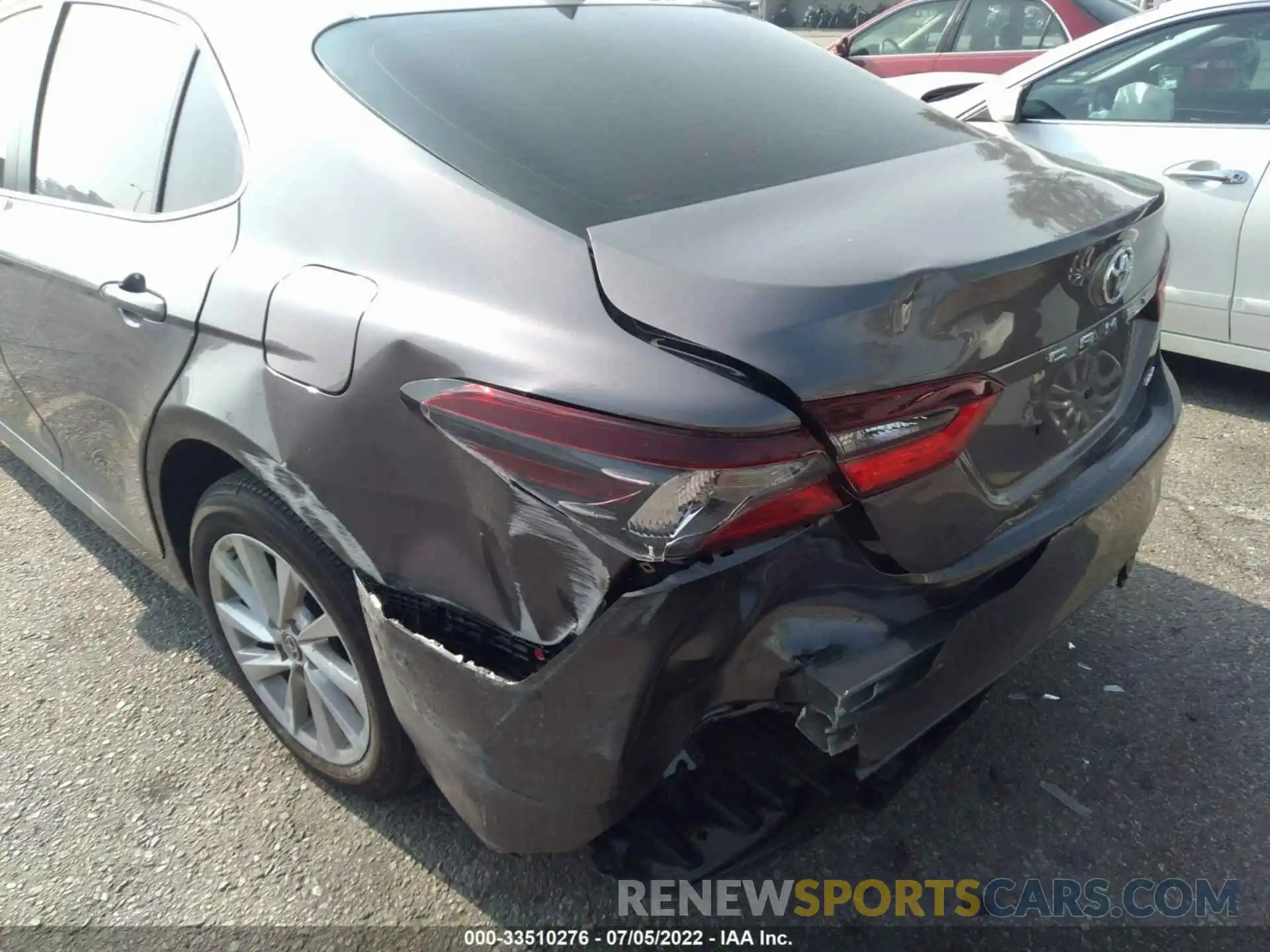 6 Photograph of a damaged car 4T1C11AK2NU022092 TOYOTA CAMRY 2022