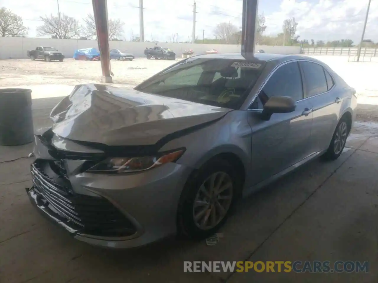 2 Photograph of a damaged car 4T1C11AK2NU618268 TOYOTA CAMRY 2022