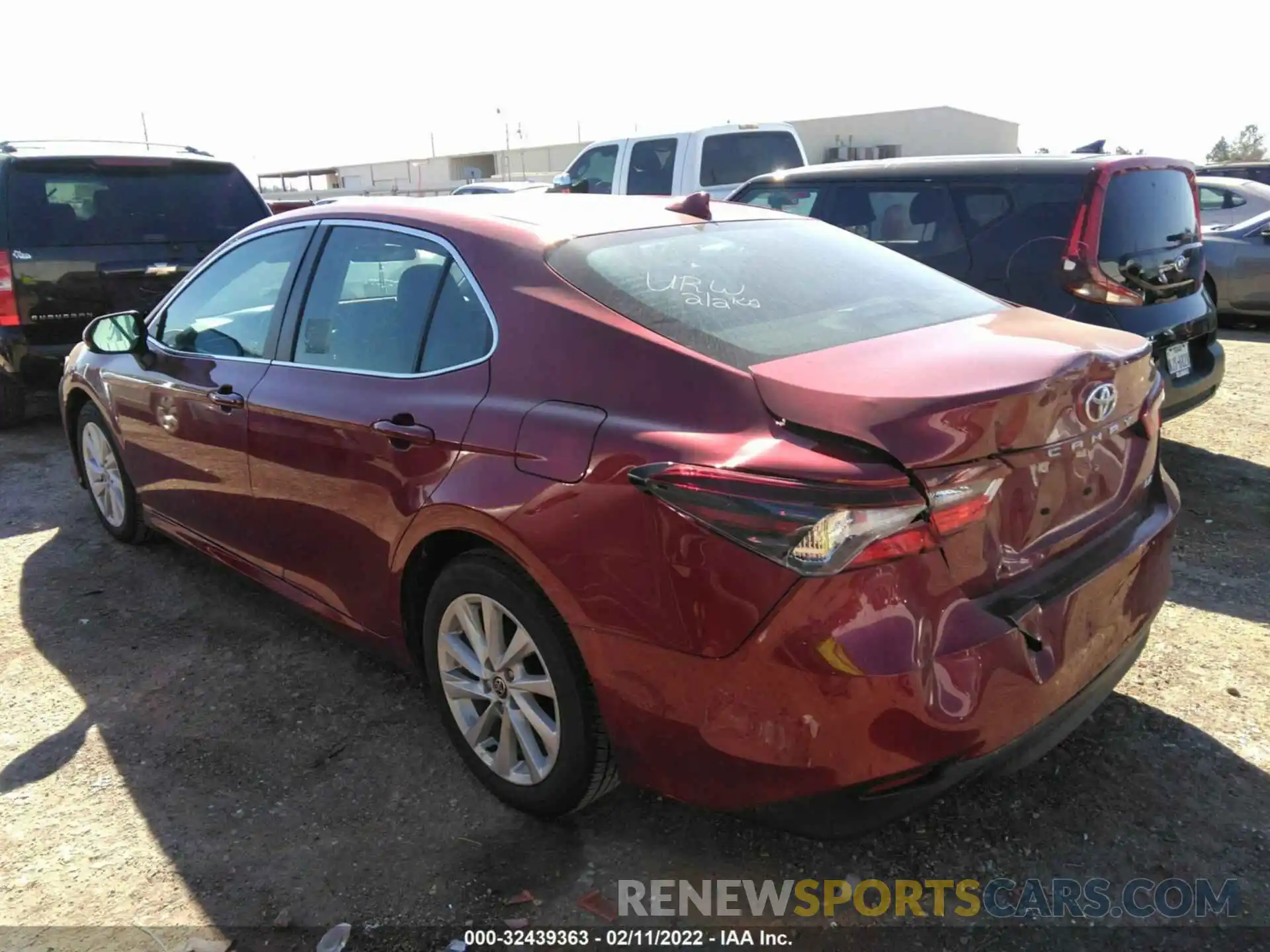 3 Photograph of a damaged car 4T1C11AK2NU645504 TOYOTA CAMRY 2022