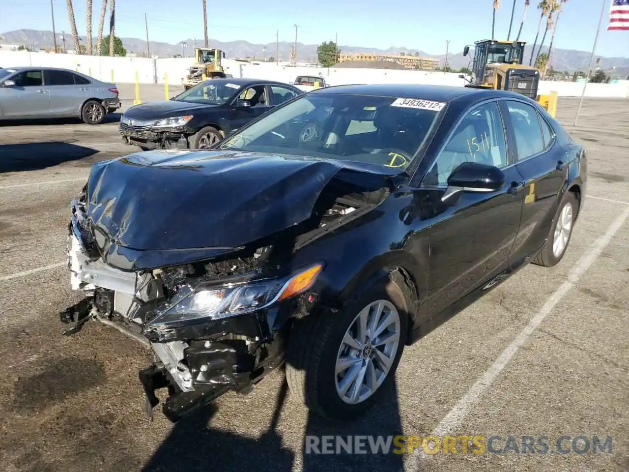 2 Photograph of a damaged car 4T1C11AK2NU652517 TOYOTA CAMRY 2022