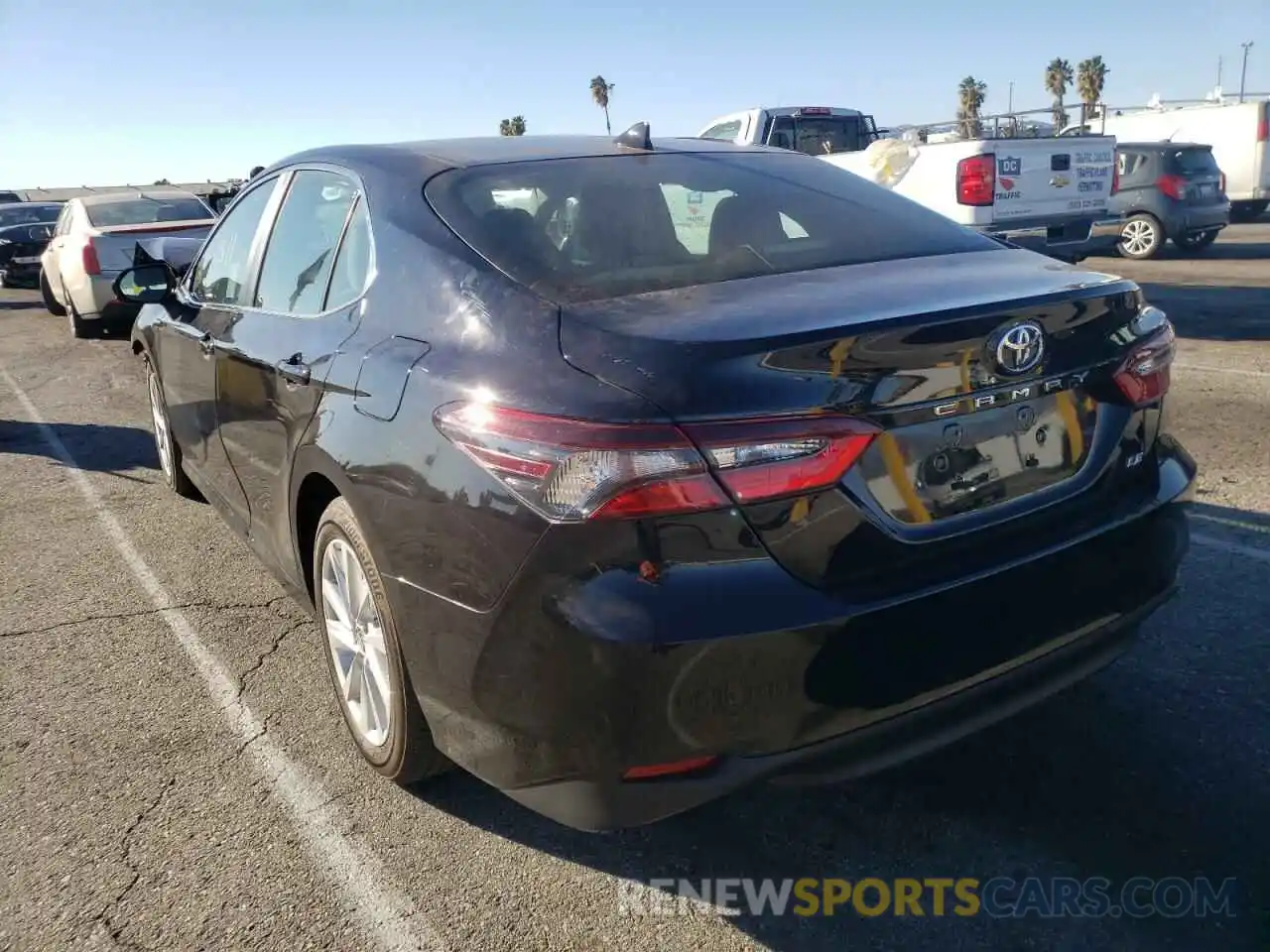 3 Photograph of a damaged car 4T1C11AK2NU652517 TOYOTA CAMRY 2022