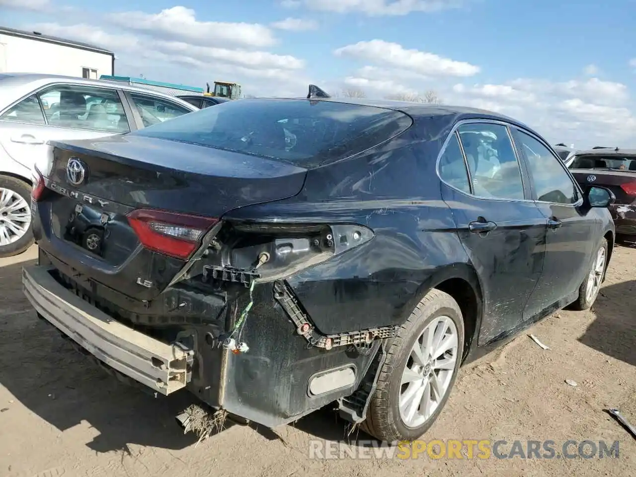 3 Photograph of a damaged car 4T1C11AK2NU691236 TOYOTA CAMRY 2022