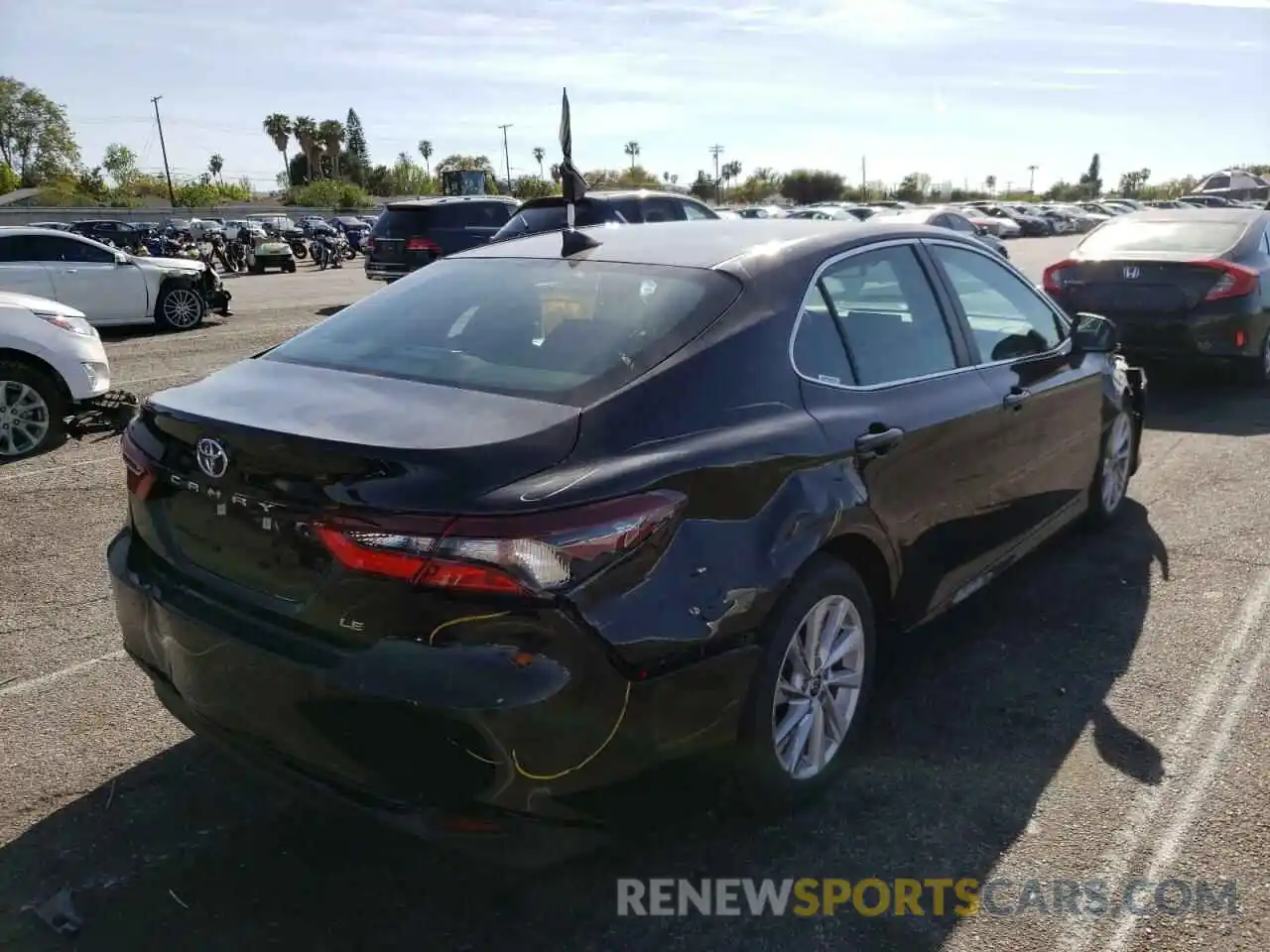 4 Photograph of a damaged car 4T1C11AK3NU012834 TOYOTA CAMRY 2022