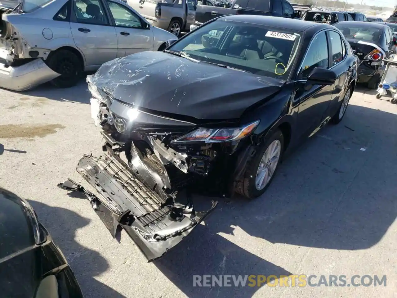 2 Photograph of a damaged car 4T1C11AK3NU039421 TOYOTA CAMRY 2022