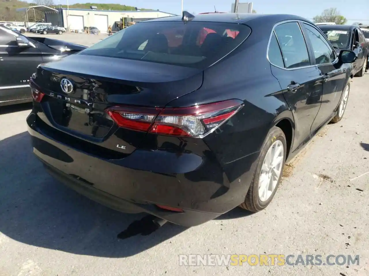 4 Photograph of a damaged car 4T1C11AK3NU039421 TOYOTA CAMRY 2022